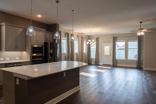 Building Photo - 2441 Lazy Dog Ln
