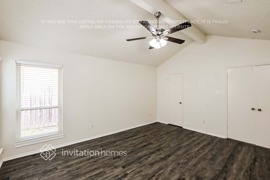 Building Photo - 15610 Cabot Creek Cir