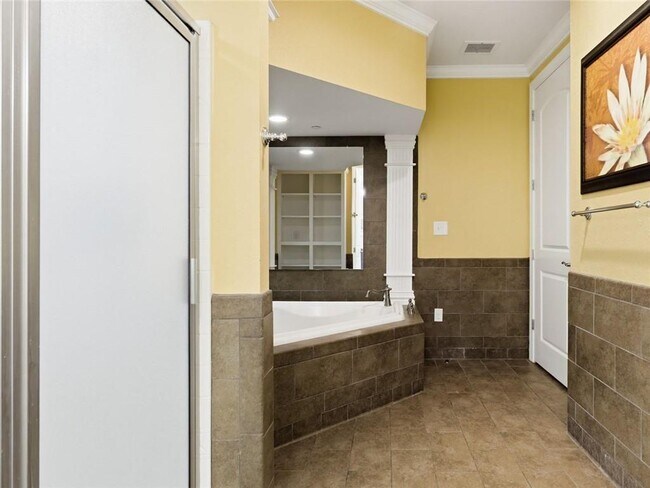 Building Photo - 150 Apple Seed Ct