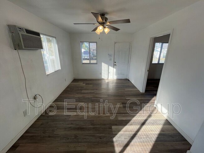 Building Photo - 70 E Yates Ave