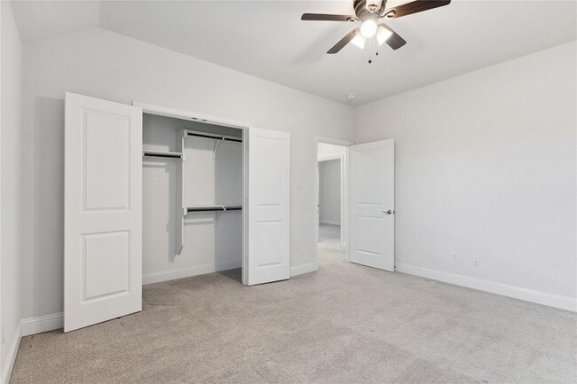 Building Photo - 717 Steppe Dr