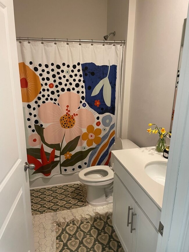 Building Photo - Wonderful Four Bedroom Home! Close to Ft. Jackson!