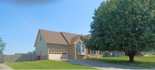 Primary Photo - 3 Bedroom 2.5 Bathroom Home!