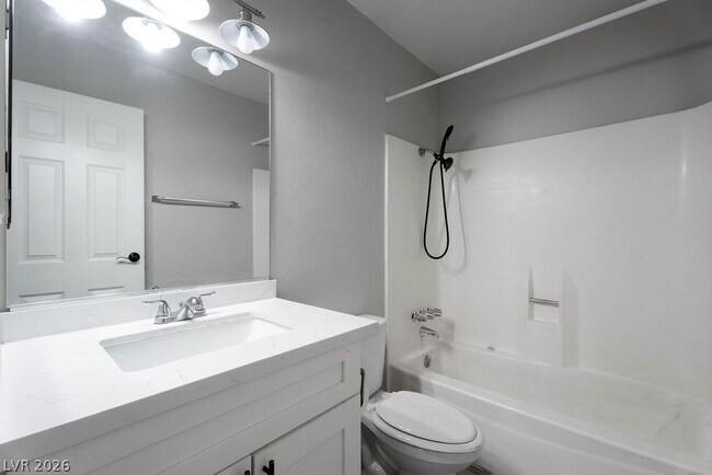 Building Photo - 1501 Living Desert Dr