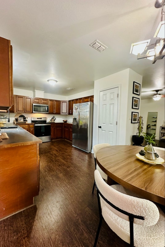 Building Photo - 21 Coronado Cove