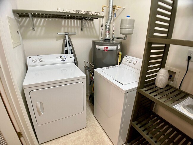 Building Photo - Cypress Point Condo for Rent
