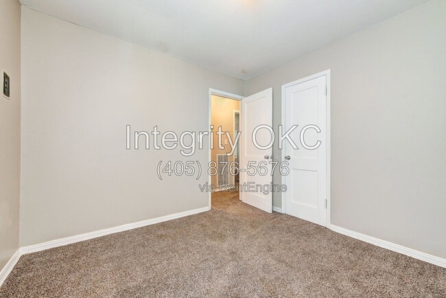 Building Photo - 416 Reed Pl