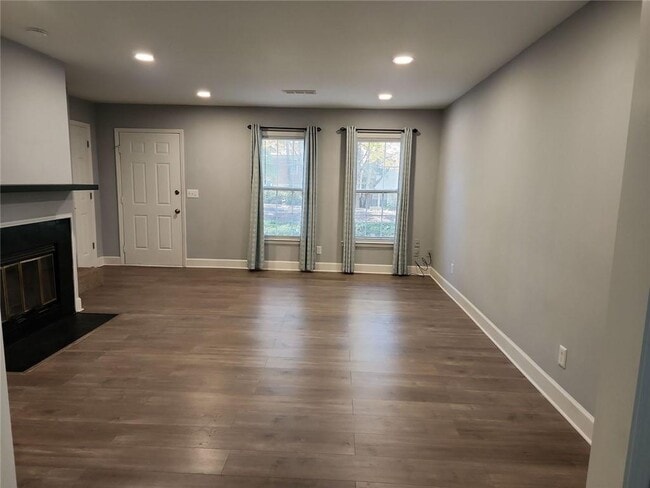 Building Photo - 217 Chads Ford Way