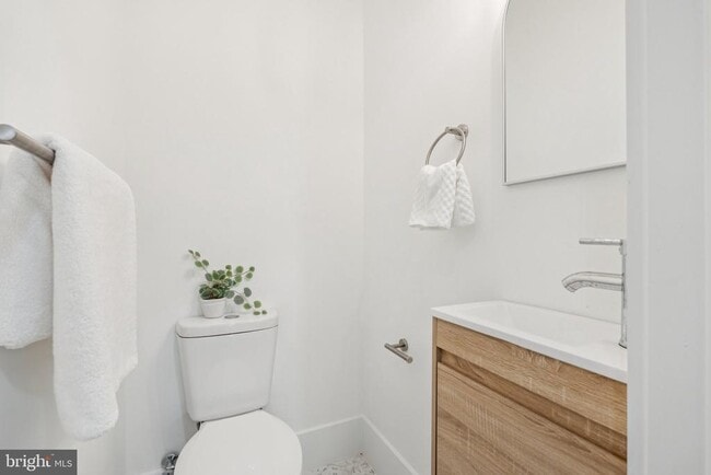 Building Photo - 1827 North Capitol St NE