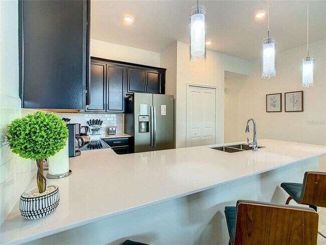 Building Photo - 9331 Sommerset Hills Dr