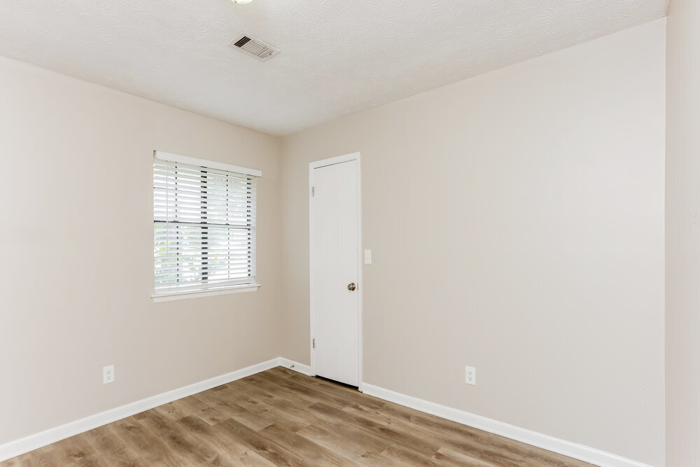 Building Photo - 3824 Skidmore Dr