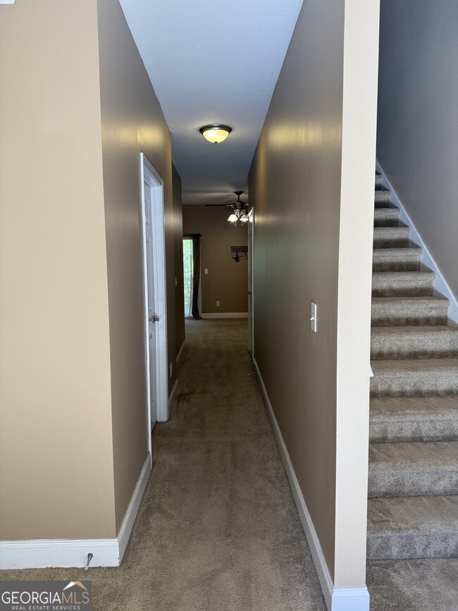 Building Photo - 235 Tower Commons Rd