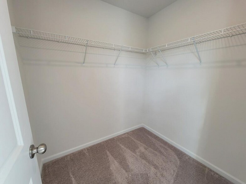Building Photo - 29 Lumpkin Ln