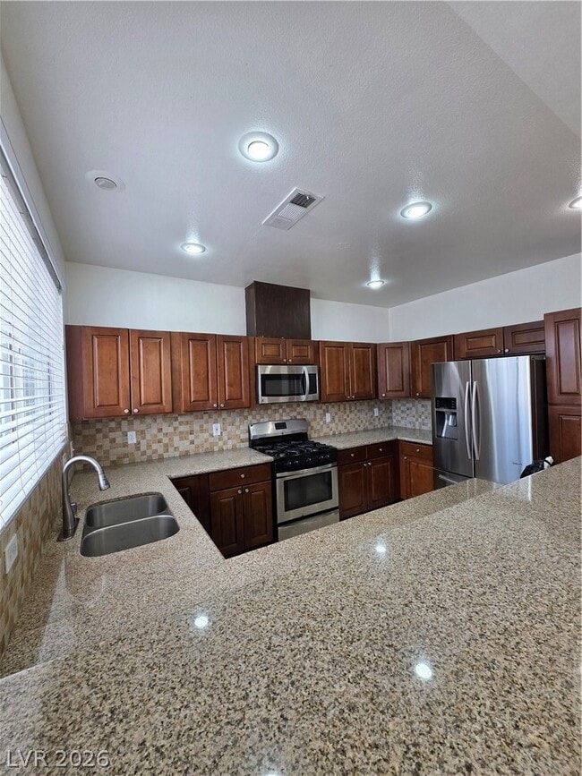 Building Photo - 2524 Silver Shadow Dr
