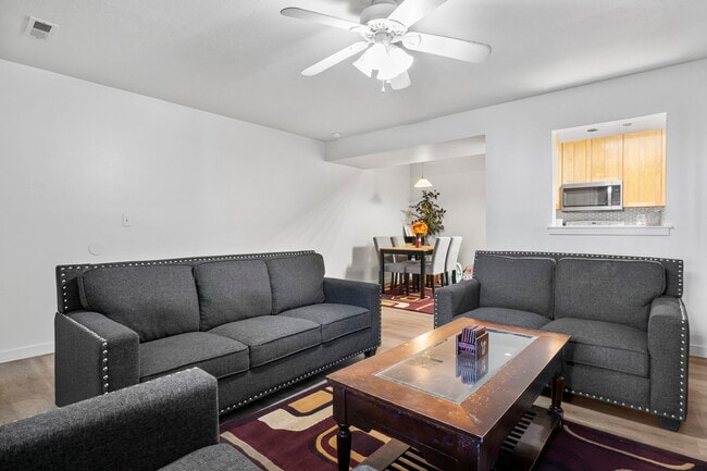 Building Photo - 4160 S Oak Meadows Dr
