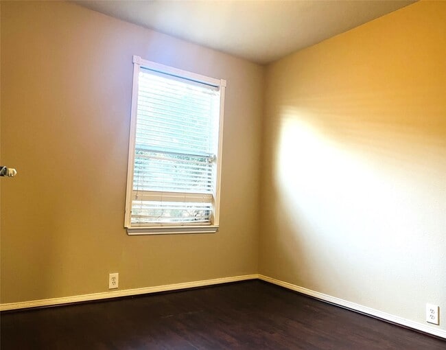 Building Photo - 17314 S Summit Canyon Dr