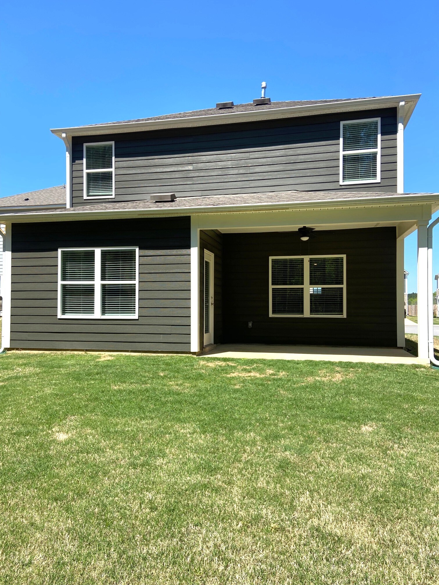Building Photo - 252 Chelsea Park Cir
