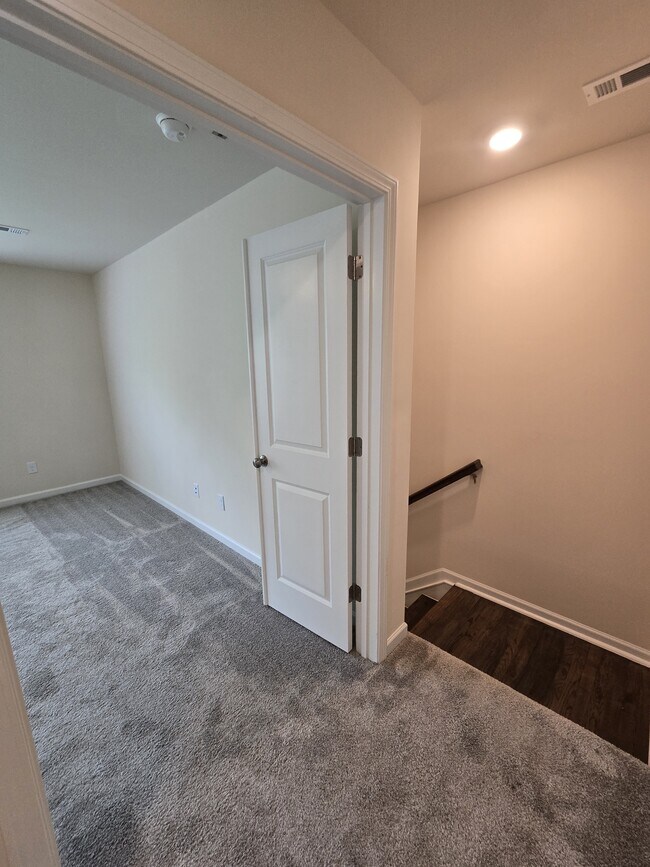 Building Photo - 4028 Beckton Trl