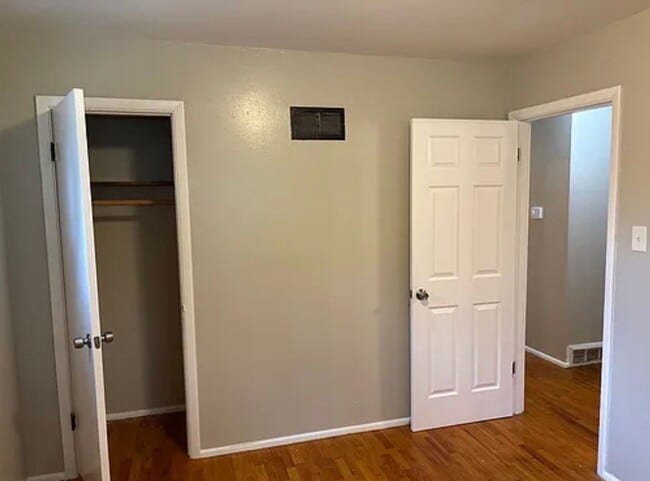 Building Photo - Single family home