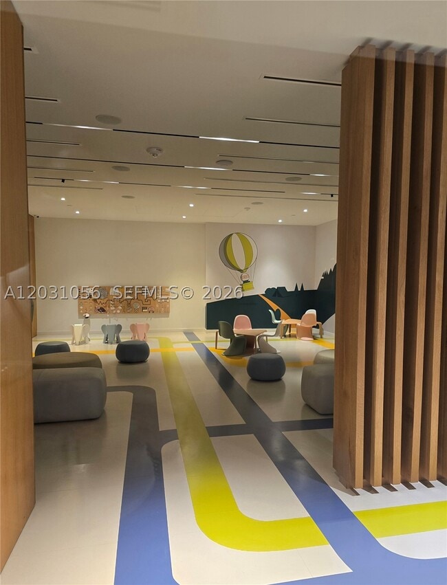 Building Photo - 300 Biscayne Blvd