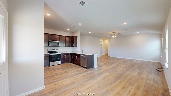 Building Photo - 5344 Samuel Run
