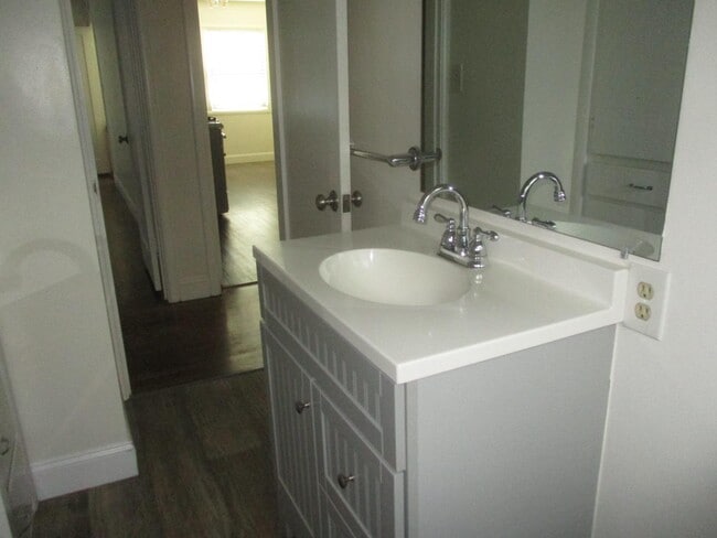 Building Photo - 7931 Carmel St