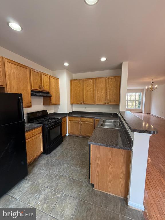 Building Photo - 15681 Palermo Terrace