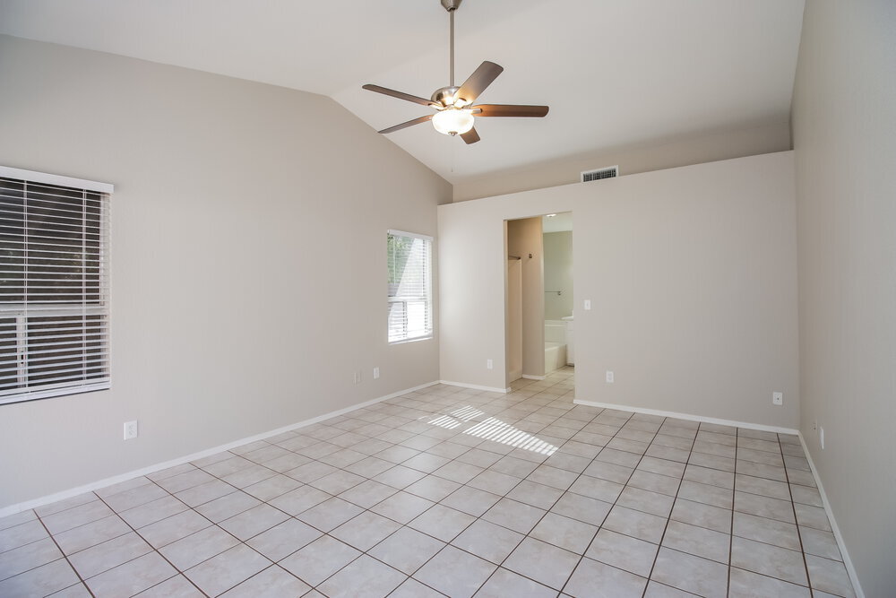 Building Photo - 6329 W Puget Ave