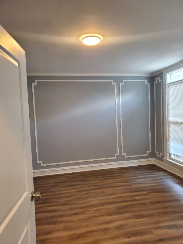 Building Photo - 803 Brooks Ln