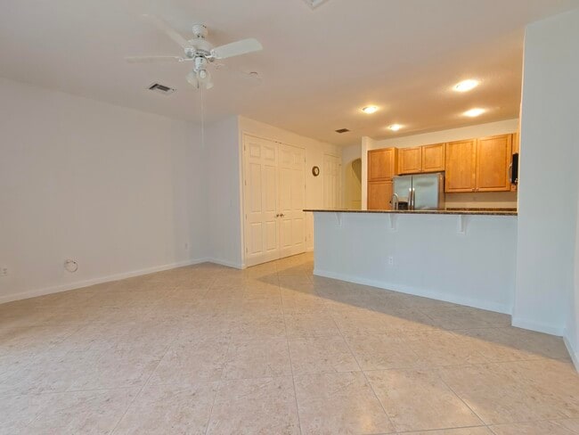 Building Photo - 9462 SW Purple Martin Way