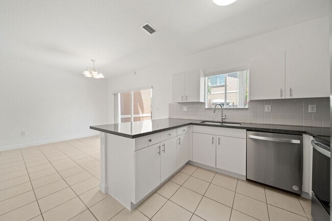 Building Photo - 21459 SW 86th Pl