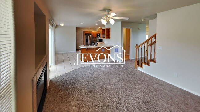 Building Photo - Enjoy this beautiful West Valley home with...