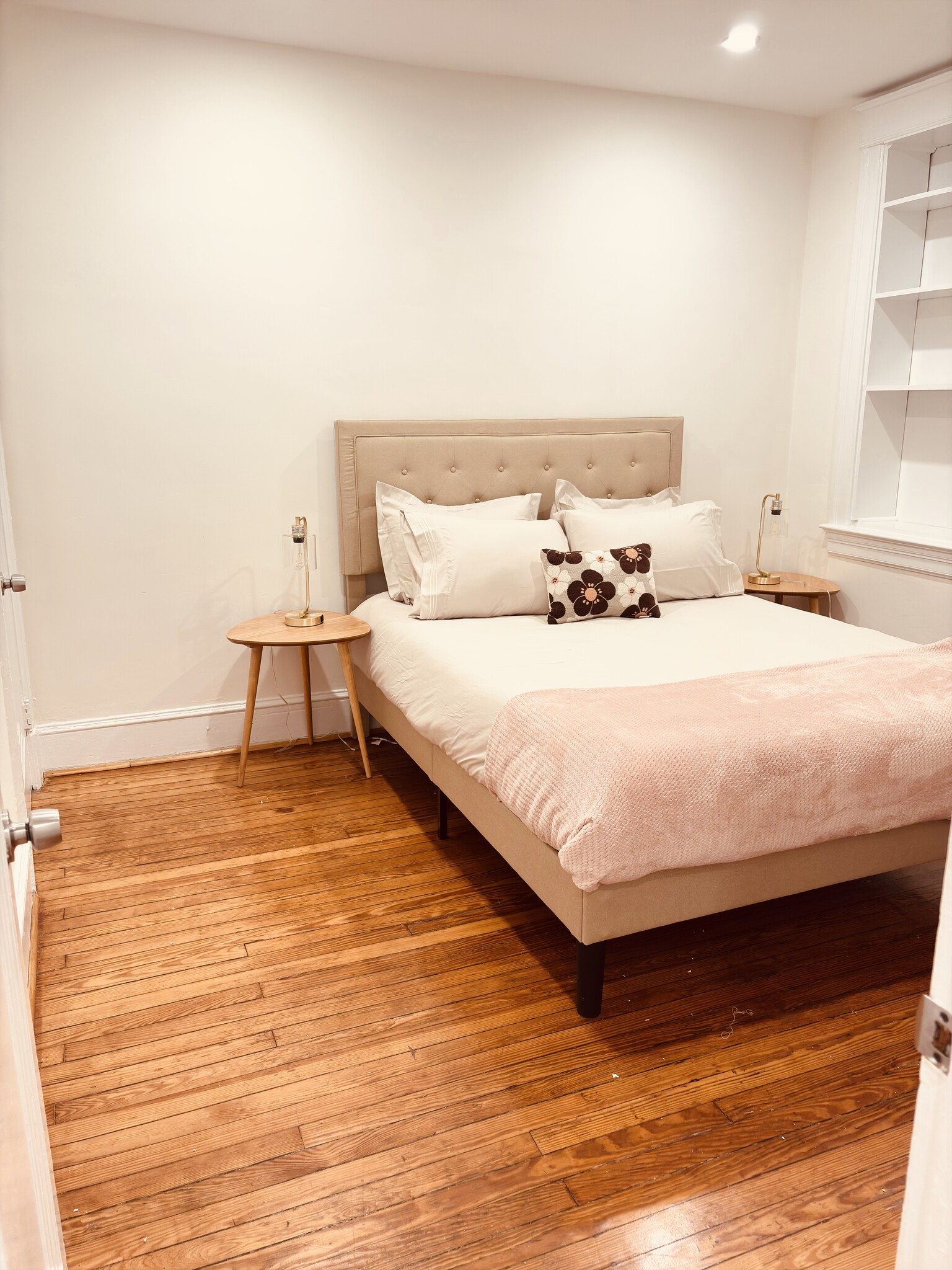 Building Photo - 1826 A St SE