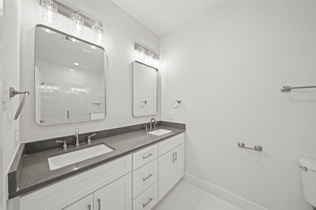 Building Photo - 4007 New Orleans St