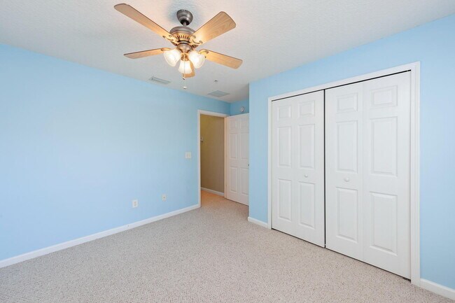 Building Photo - Beautifully Updated & Spacious 3BR/2BA Condo in a Secure Gated Community — Includes Cable, Intern...