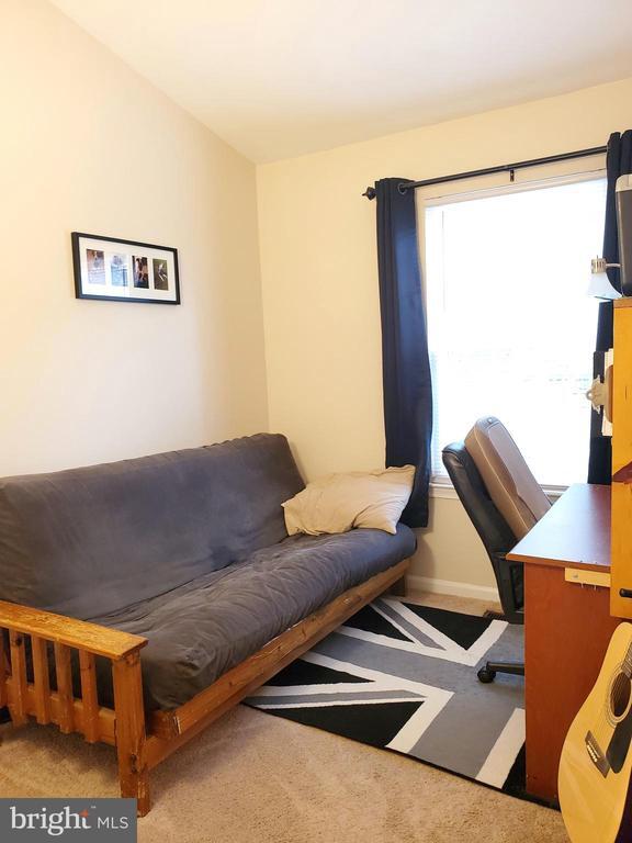 Building Photo - 14721 Basingstoke Loop