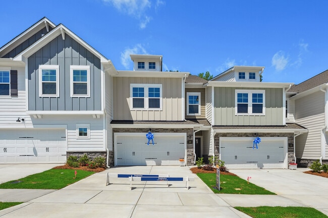 Building Photo - 109 Alluvium Ln