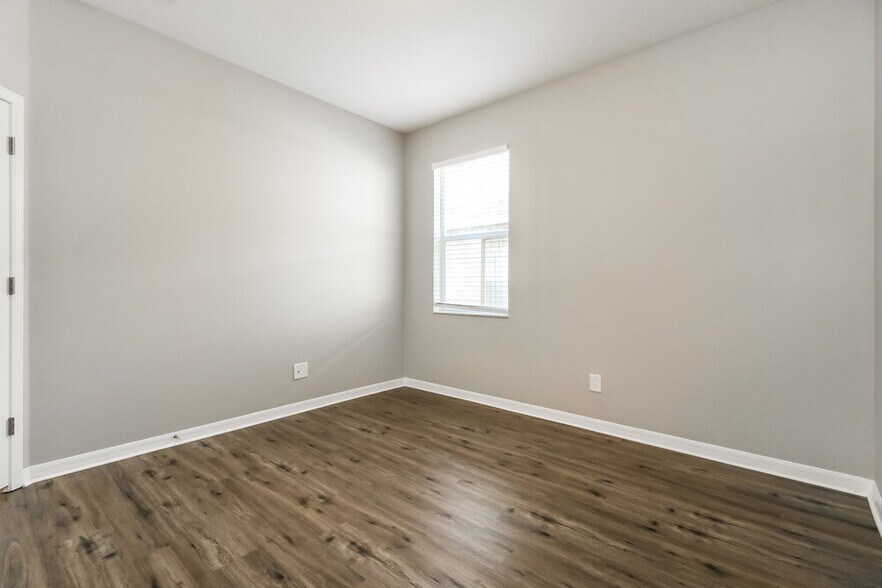 Building Photo - 13043 Terrace Springs Dr