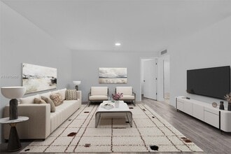 Building Photo - 555 NE 123rd St