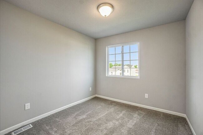 Building Photo - 1724 Harper Grove Ln
