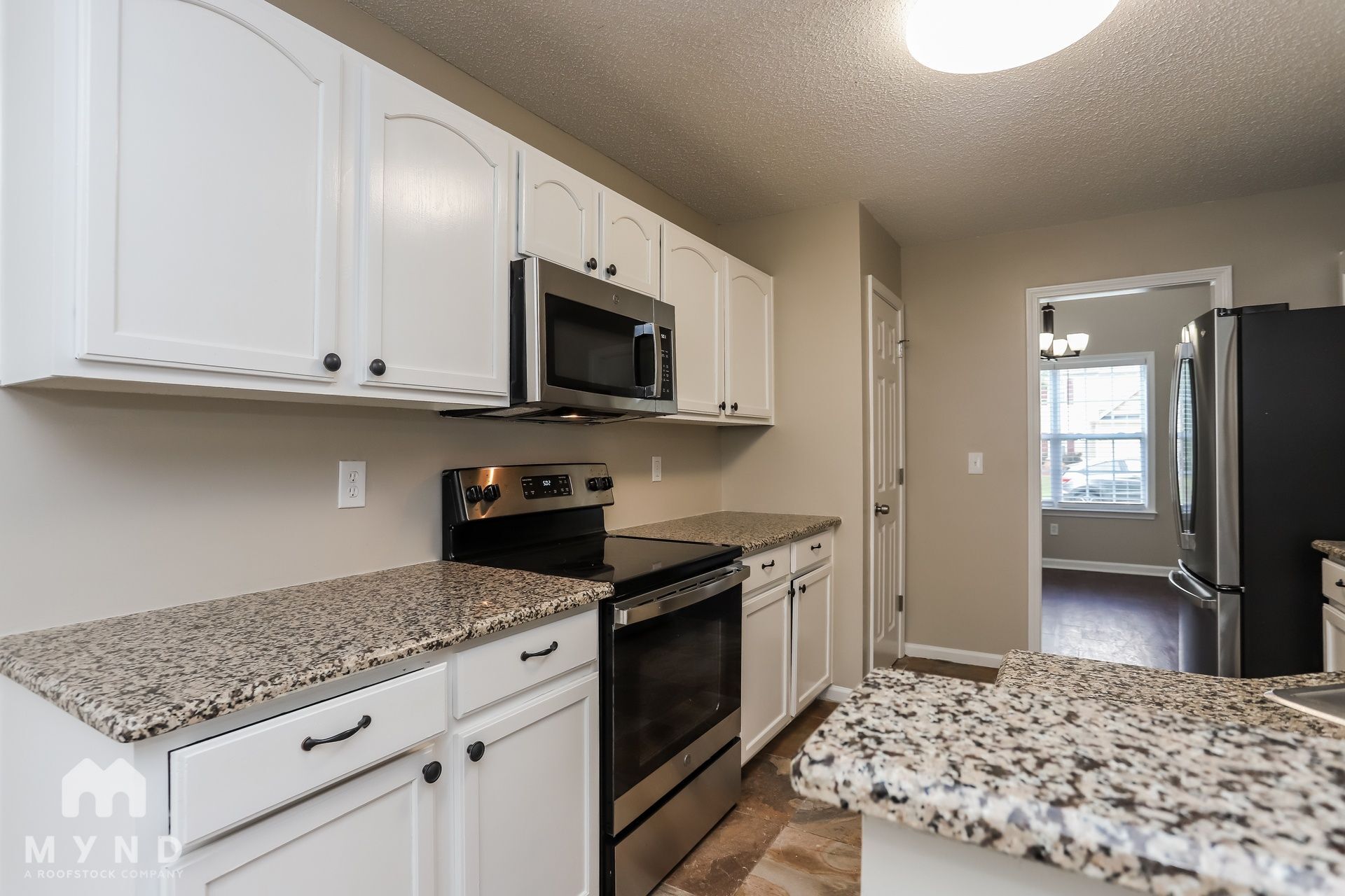 Building Photo - 2060 Club Bay Dr