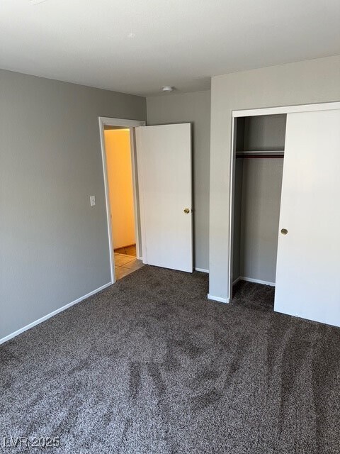 Building Photo - 4932 Royal Lake Ave