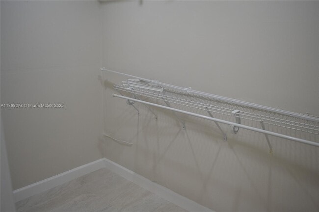 Building Photo - 5211 SW 141st Pl