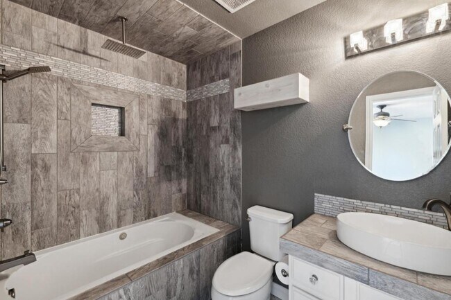 Building Photo - 940 Durum Ct
