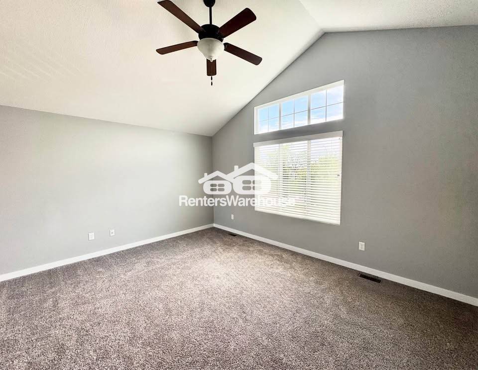 Building Photo - 645 Northview Dr