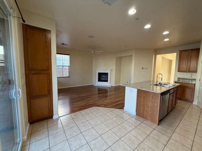 Building Photo - 7066 Sacred Cir