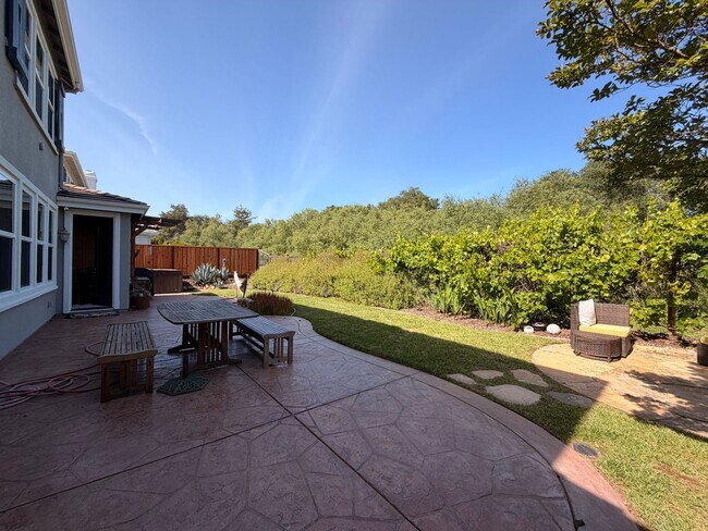 Building Photo - Beautiful Deerfield Home in One of Scotts Valley's Most Desirable Neighborhoods