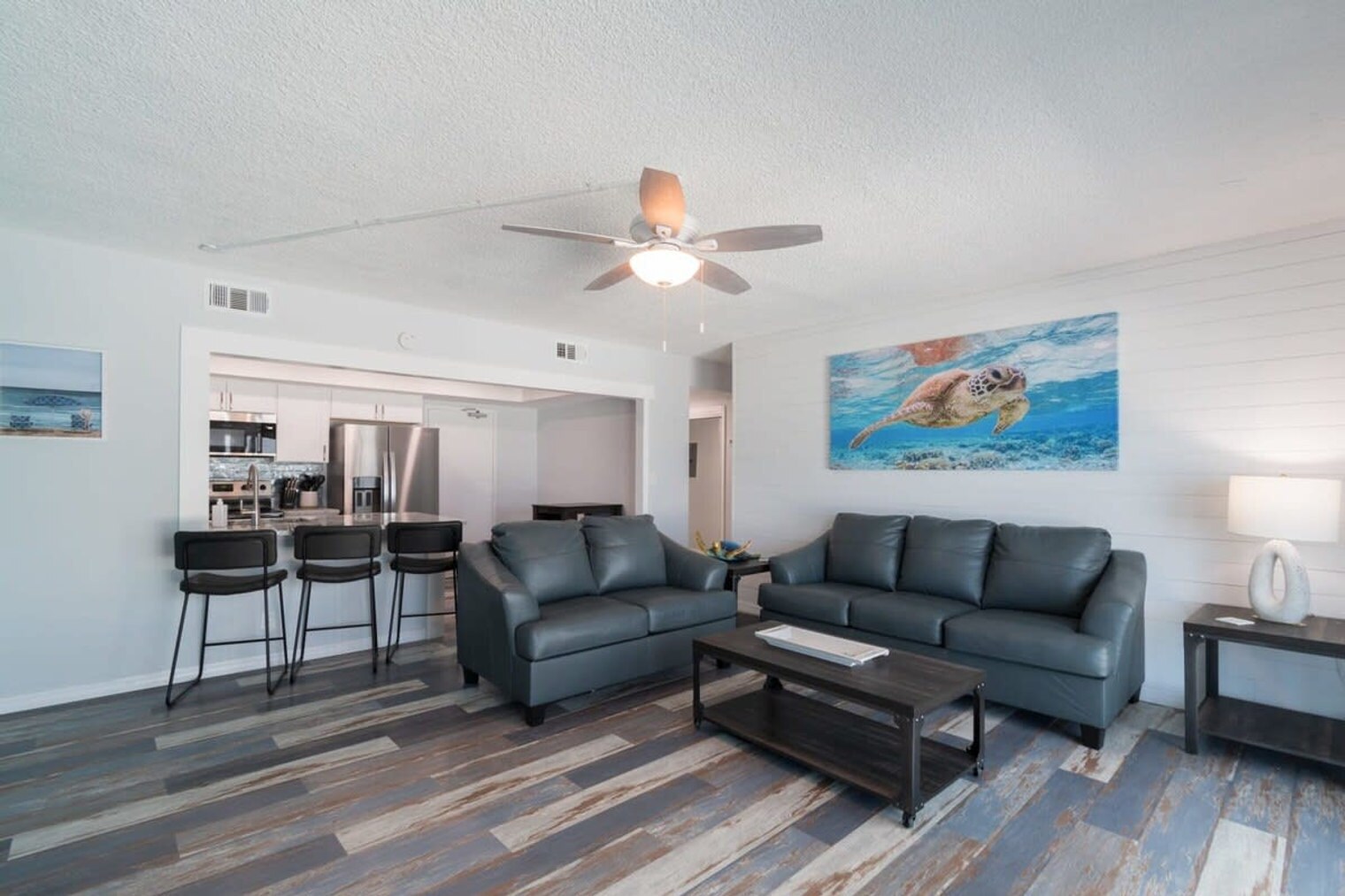 Building Photo - 205 Jimmy Buffett Mem Hwy