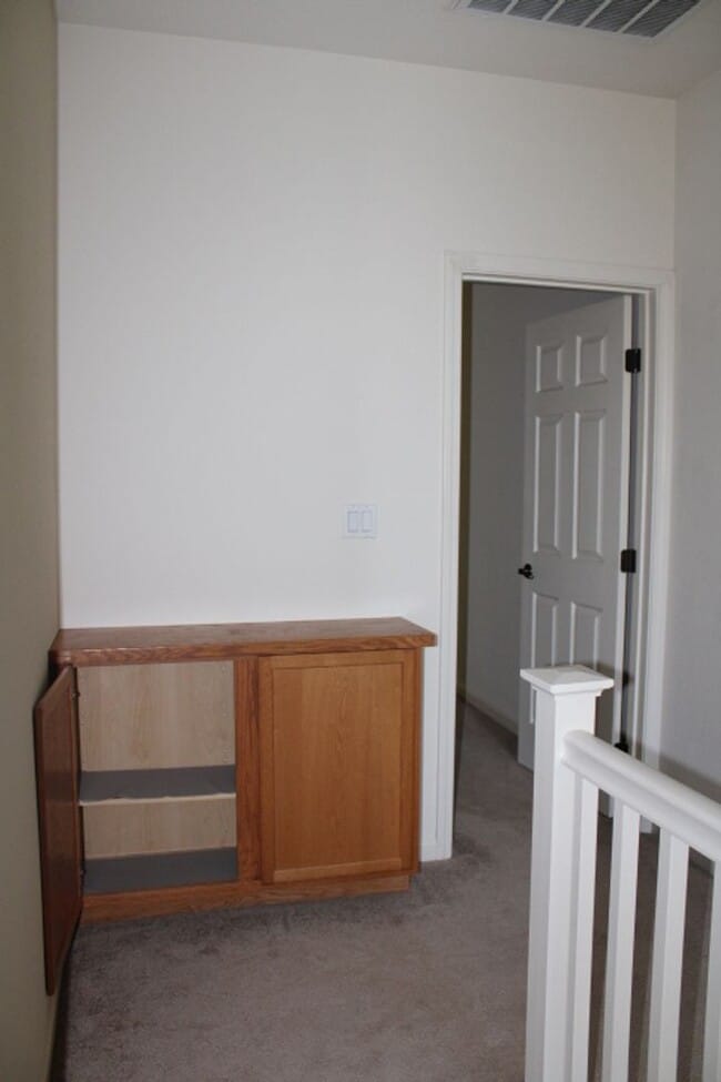 Building Photo - 2027 Tsushima St
