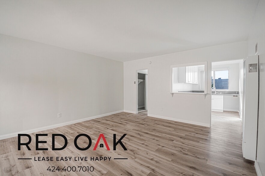 Building Photo - 1327 Laurel Ave